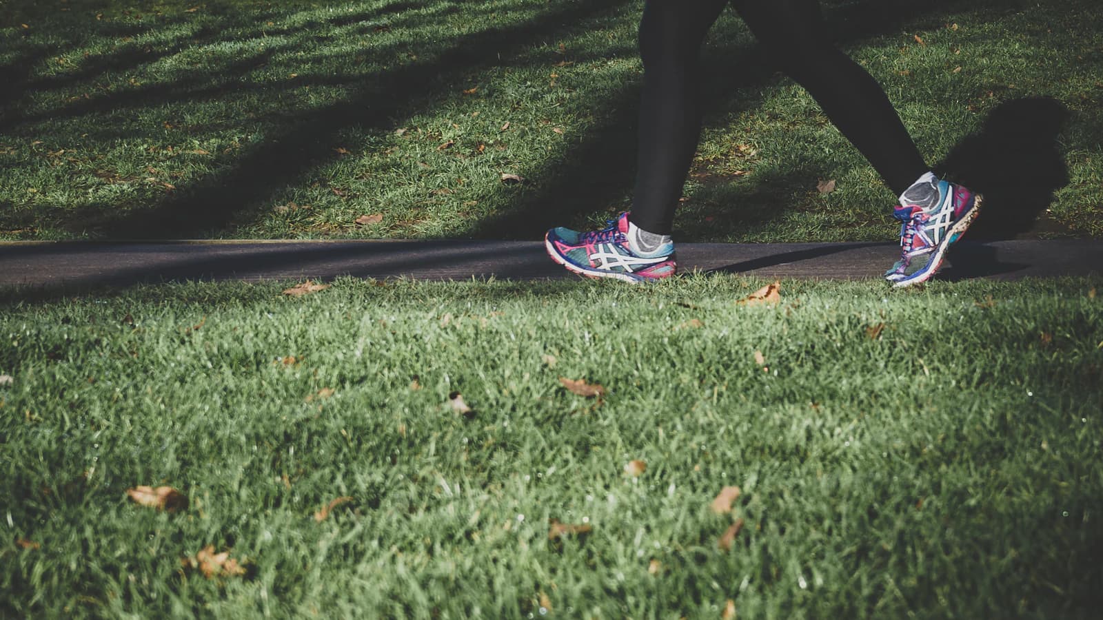Coach sportif dans le Nord Isère, séance de running en pleine nature